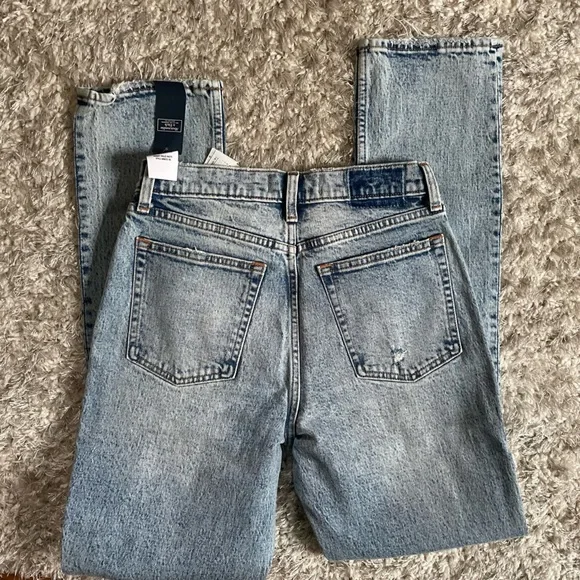 A&F 90’s skinny high rise - Picture 4 of 6